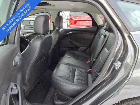Used 2017 Ford Focus Titanium image 11