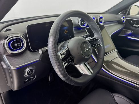 Used 2023 Mercedes-Benz C 300 Sedan image 10