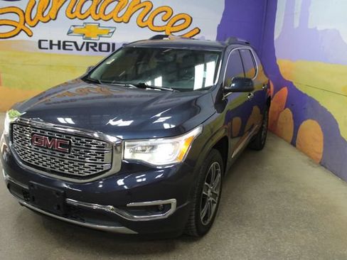 Used 2019 GMC Acadia Denali w/ GMC Pro Grade Package AWD/4WD image 8