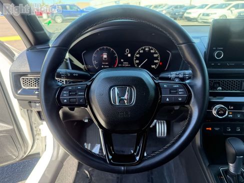 Used 2025 Honda Civic Sport image 16