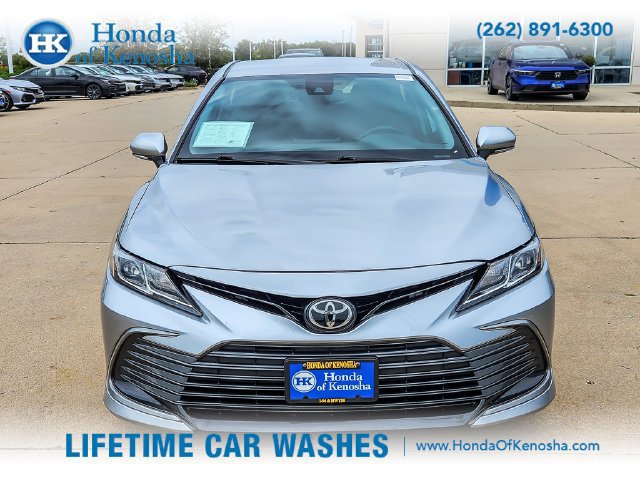 Used 2022 Toyota Camry LE w/ Cold Weather Package FWD image 2