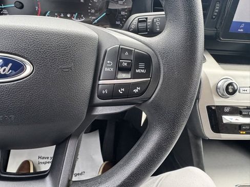 Used 2021 Ford Explorer Base image 24