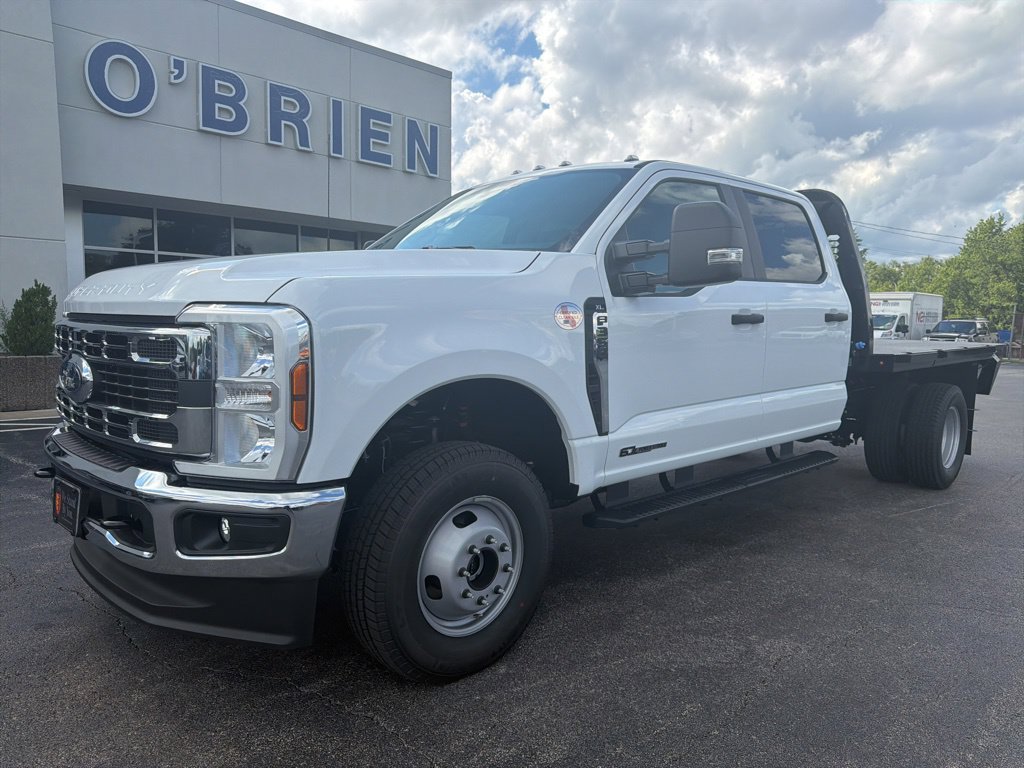 New 2026 Ford F350 XL w/ XL Chrome Package AWD/4WD image 1
