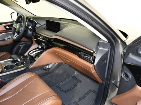 Certified 2024 Acura MDX SH-AWD w/ Technology Package image 41