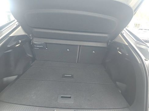 Used 2024 Nissan Ariya AWD image 10