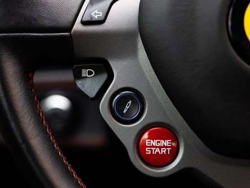 Used 2012 Ferrari 458 Italia Coupe RWD image 33