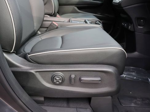 New 2026 Honda Odyssey Touring image 6