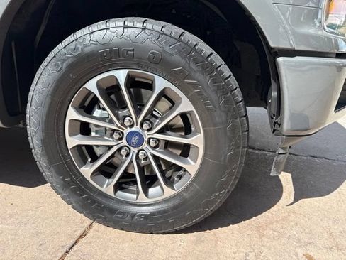 Used 2018 Ford F150 Lariat AWD/4WD image 4