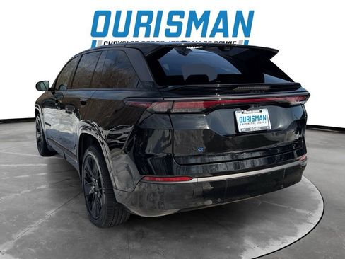 Used 2024 Jeep Wagoneer Launch Edition image 7