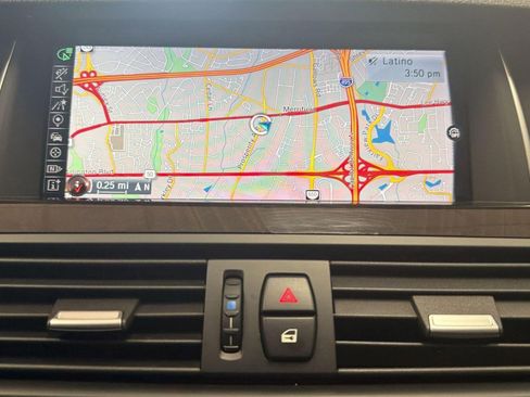 Used 2015 BMW 528i xDrive Sedan image 21