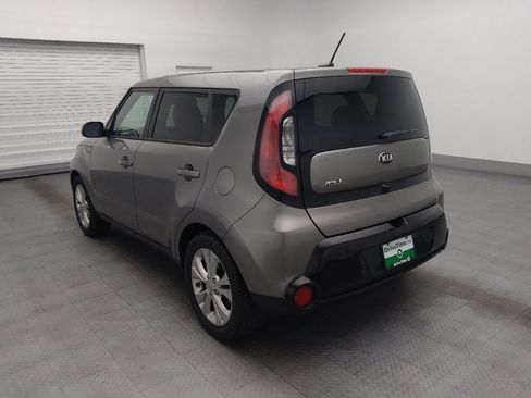 Used 2016 Kia Soul + FWD image 5