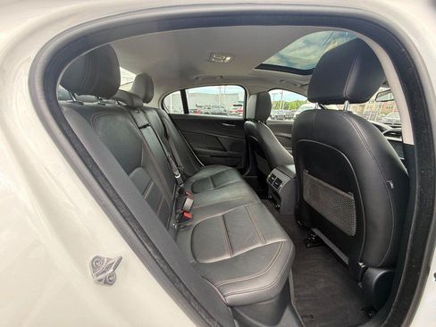 Used 2018 Jaguar XE Prestige AWD/4WD image 14
