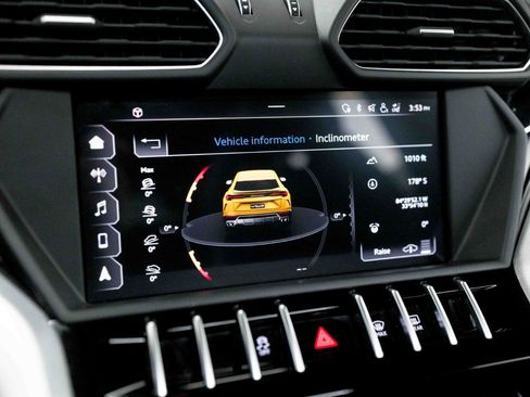 Used 2019 Lamborghini Urus AWD/4WD image 49