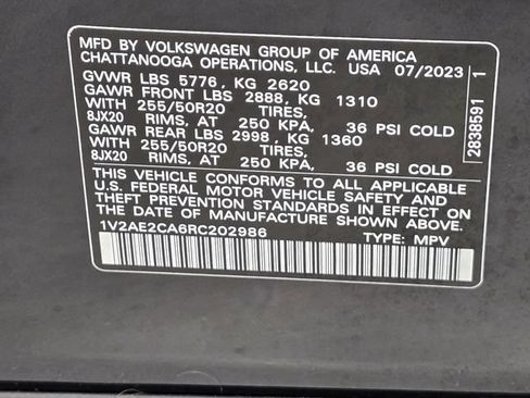 Used 2024 Volkswagen Atlas Cross Sport SEL R-Line AWD/4WD image 35