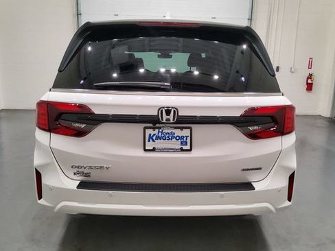 Used 2025 Honda Odyssey Touring image 7