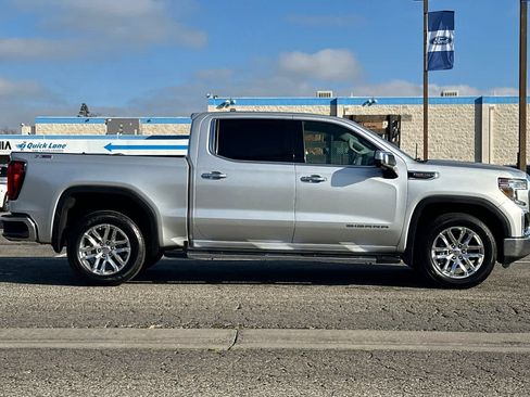 Used 2020 GMC Sierra 1500 SLT w/ SLT Premium Plus Package image 9