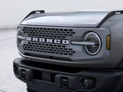 Used 2026 Ford Bronco Badlands AWD/4WD image 19
