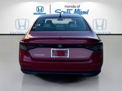 New 2025 Honda Accord SE image 4