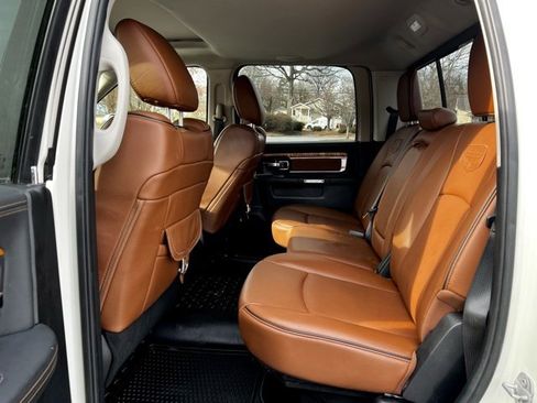 Used 2016 RAM 1500 Laramie Longhorn w/ Convenience Group image 17