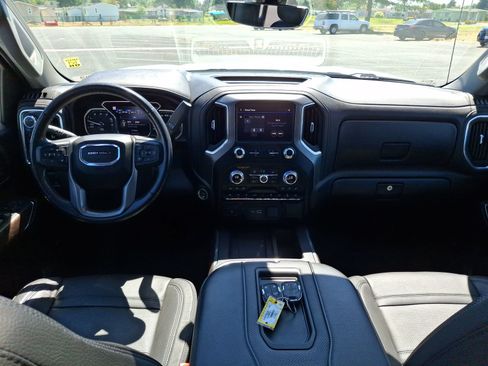 Used 2021 GMC Sierra 1500 Denali w/ Denali Ultimate Package AWD/4WD image 9