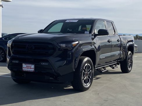 Certified 2026 Toyota Tacoma SR5 image 6