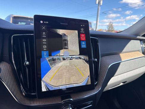 New 2026 Volvo XC60 B5 Ultra w/ Protection Package Premier image 24