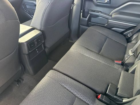 New 2026 Toyota 4Runner SR5 AWD/4WD image 14
