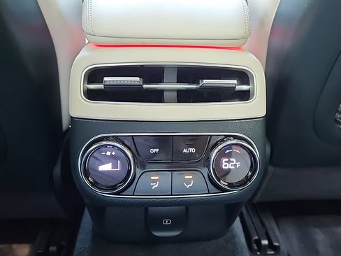 Used 2025 Genesis Electrified GV70 AWD/4WD image 26