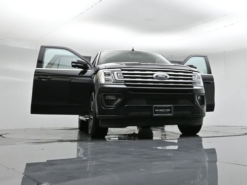 Certified 2020 Ford Expedition XLT w/ Equipment Group 202A image 54