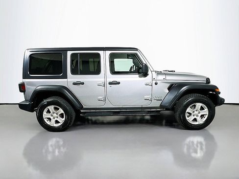 Used 2020 Jeep Wrangler Unlimited Sport S image 8