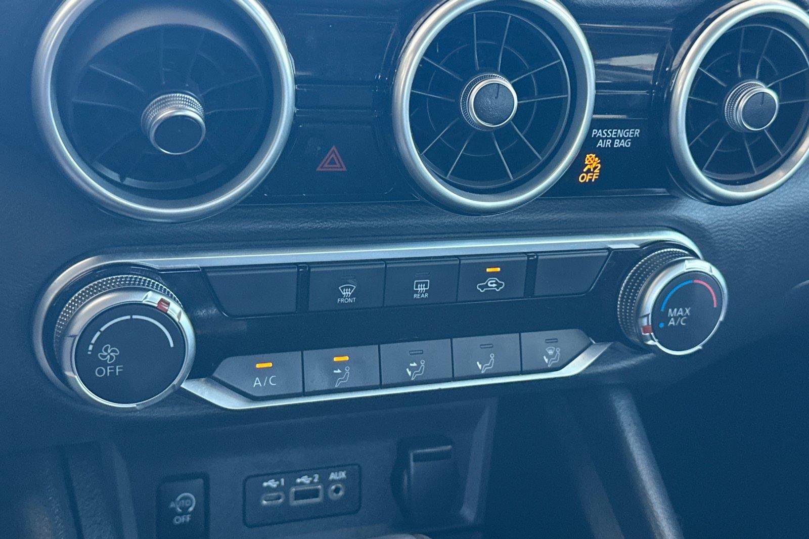 Certified 2025 Nissan Sentra SV FWD image 18