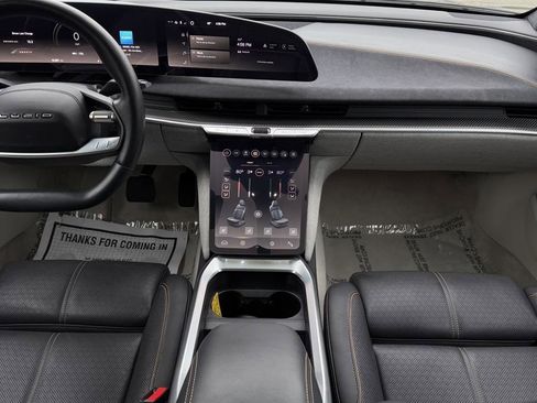 Used 2023 Lucid Air Grand Touring image 27