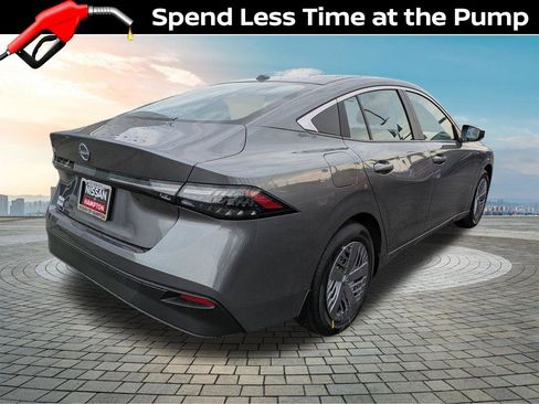 New 2026 Nissan Sentra SV image 4