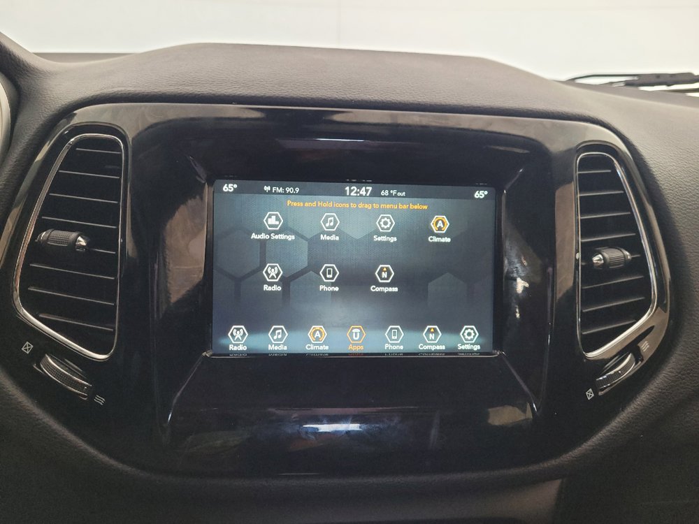 Used 2018 Jeep Compass Latitude w/ Popular Equipment Group FWD image 25
