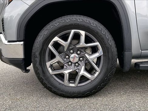 Used 2023 GMC Sierra 1500 SLT w/ SLT Premium Package AWD/4WD image 7