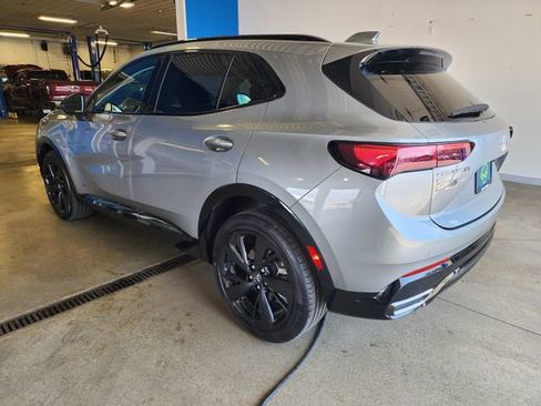 Used 2025 Buick Envision Sport Touring image 2