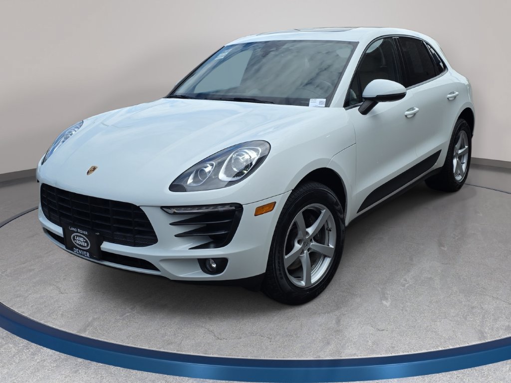 Used 2018 Porsche Macan AWD/4WD image 1