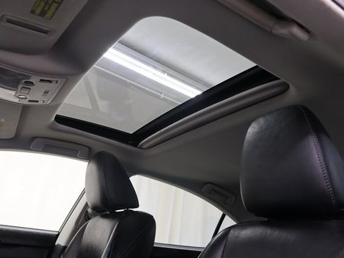 Used 2014 Lexus ES 350 w/ Luxury Package FWD image 17