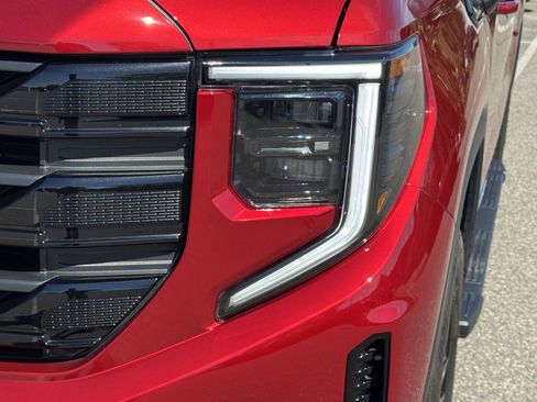 Used 2024 GMC Sierra 1500 Elevation image 5