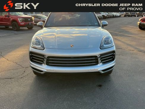 Used 2020 Porsche Cayenne S image 4