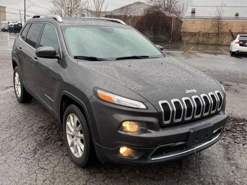 Used 2014 Jeep Cherokee Limited w/ Trailer Tow Group AWD/4WD image 2