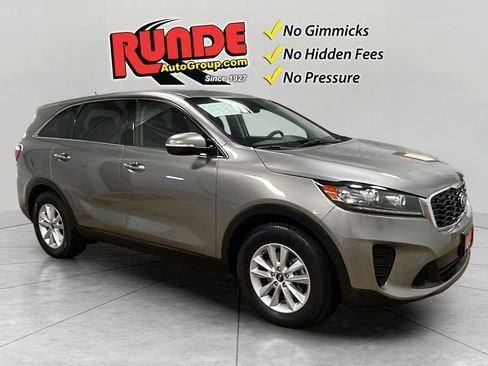 Used 2019 Kia Sorento FWD V6 image 7