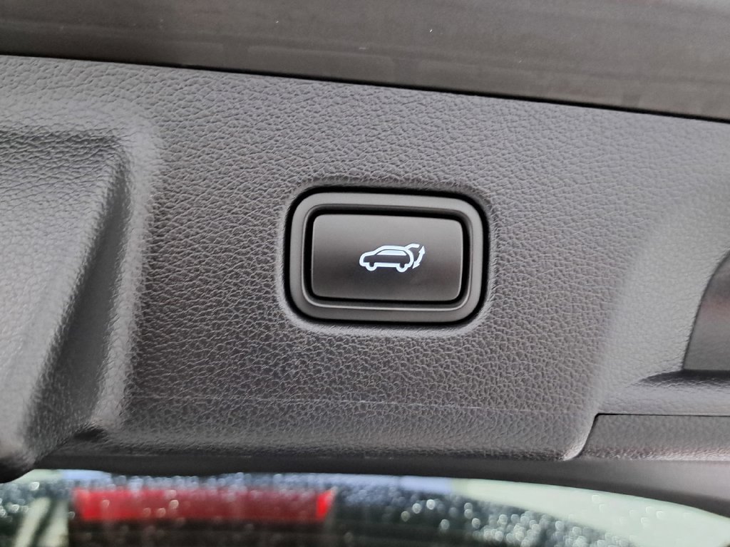 Used 2024 Hyundai Palisade SEL FWD image 31