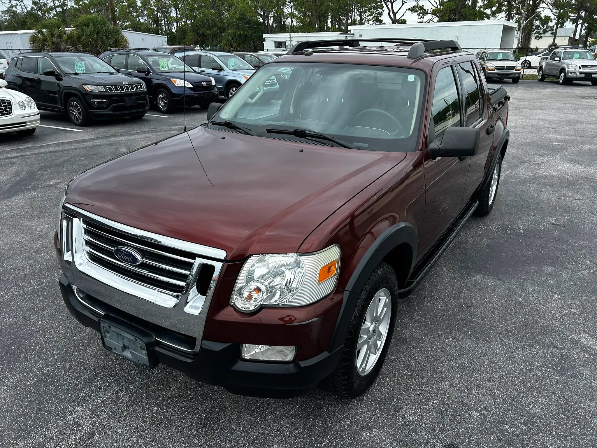Used 2010 Ford Explorer Sport Trac XLT RWD image 35