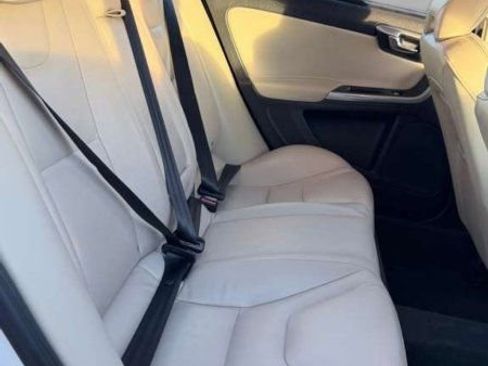 Used 2017 Volvo S60 T5 Inscription image 25