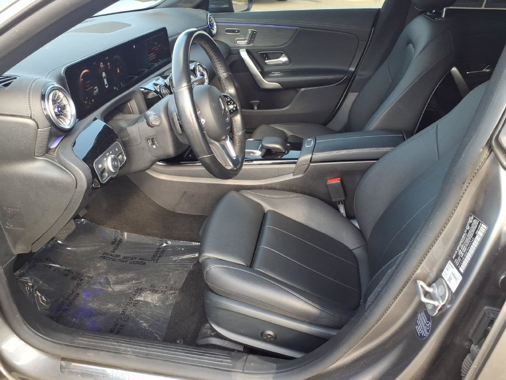 Used 2023 Mercedes-Benz CLA 250 4MATIC image 15