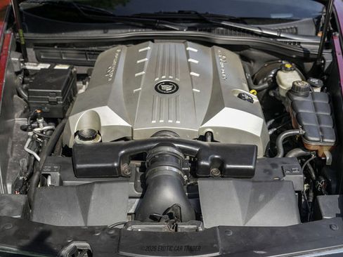 Used 2006 Cadillac XLR RWD image 21