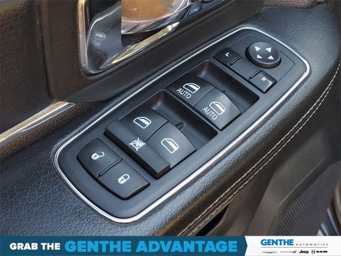 Used 2014 RAM 3500 Laramie image 13