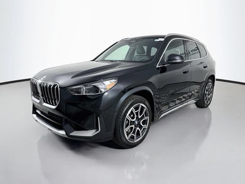 New 2026 BMW X1 xDrive28i w/ Convenience Package AWD/4WD image 3