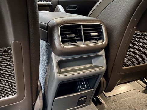 Used 2020 Mercedes-Benz GLE 350 4MATIC image 19